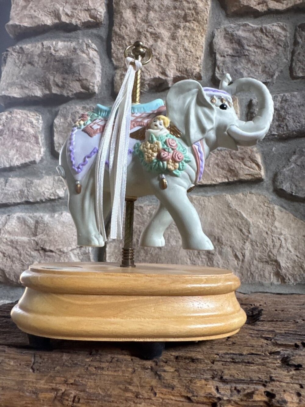Hand-Painted Musical Breckenridge Elephant Carousel works VIDEO #1